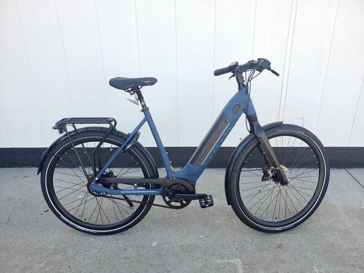 Gazelle Ultimate C380 E-Bike, Mallard Blue 1