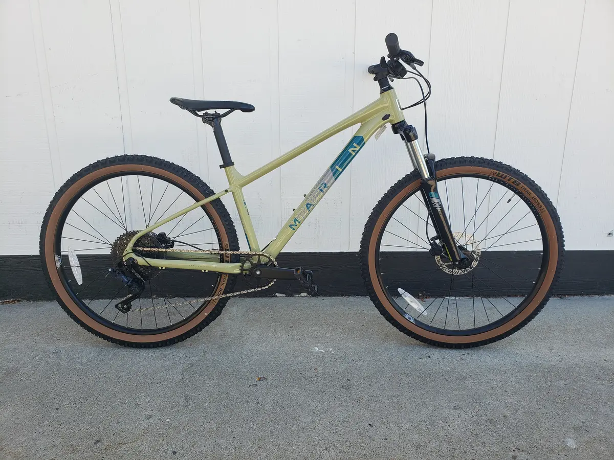 Marin Bobcat Trail 4 27.5" Hardtail Mountain Bike, Tan/Green, Small 1