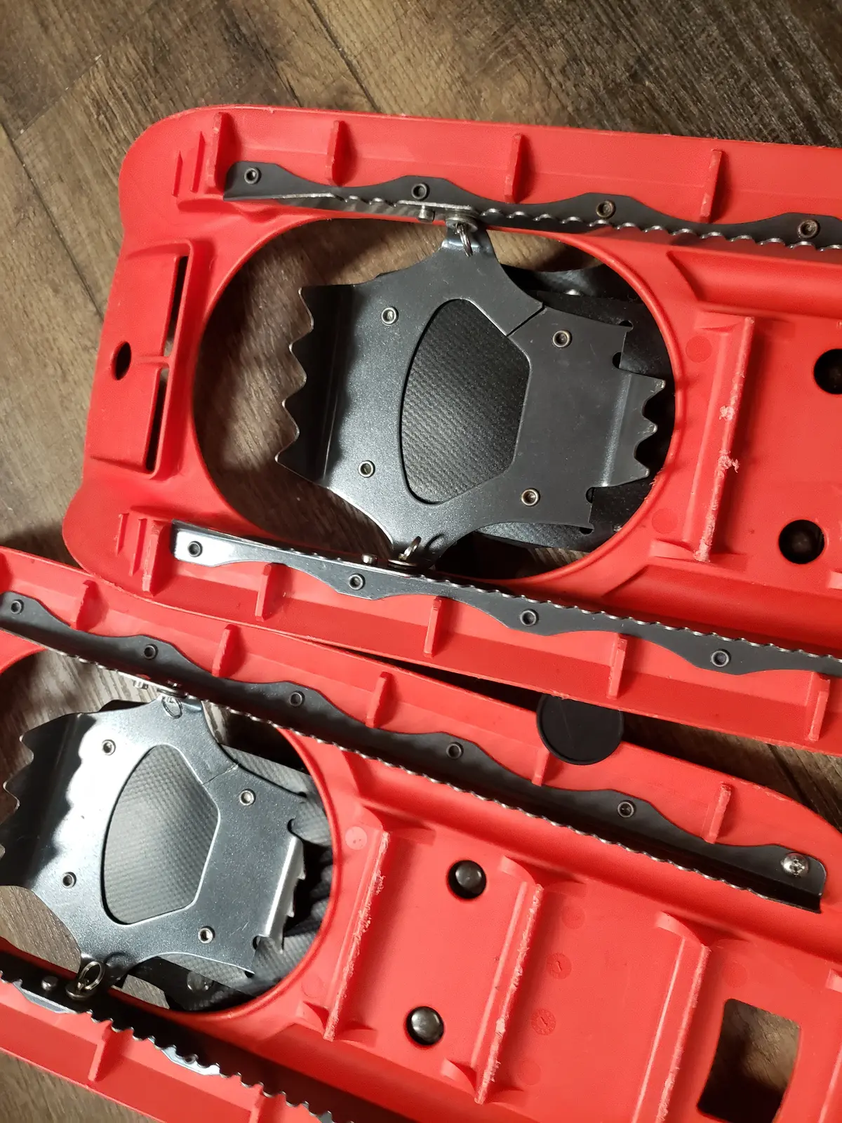 Msr Snowshoes, Broken Footplates 1