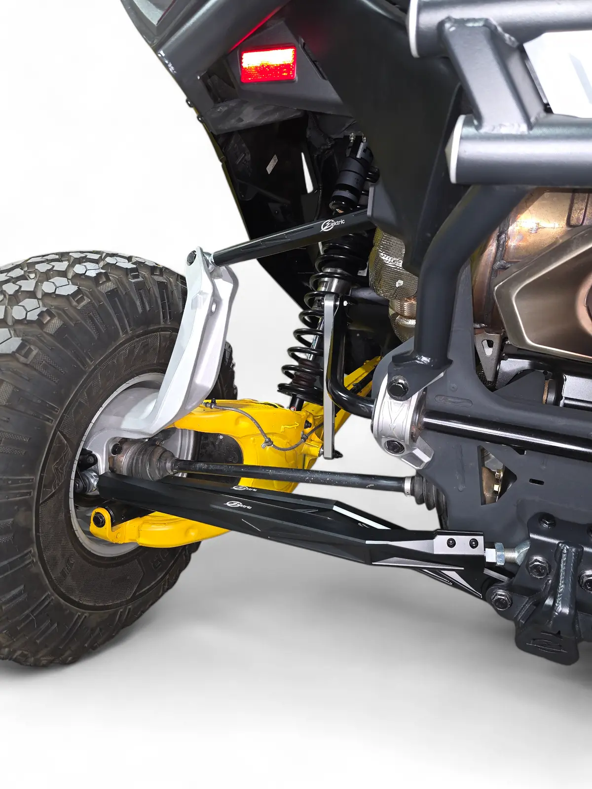 2024+ Can Am Maverick R High Clearance Adjustable Radius Rods (Anodized Black) 1