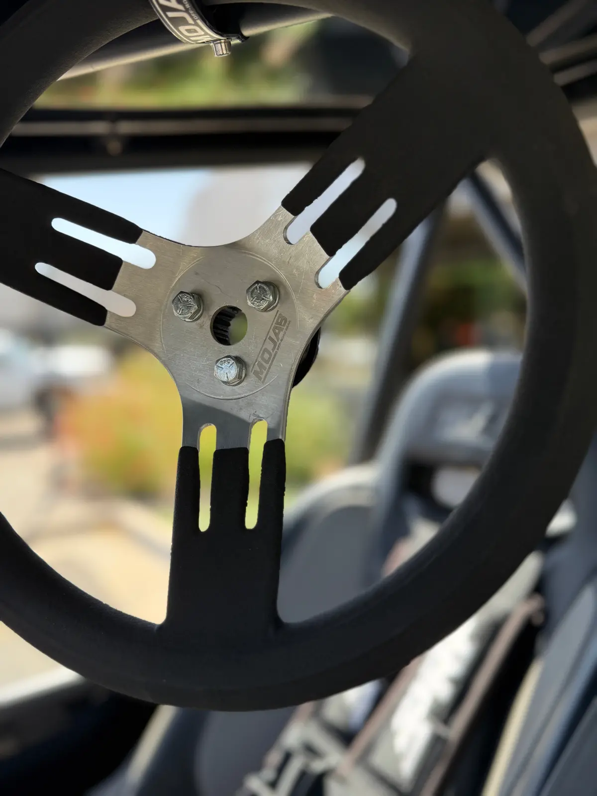 Mojab 13" Aluminum Steering Wheel – 3-Bolt Pattern (Extended Coating Spokes) 2