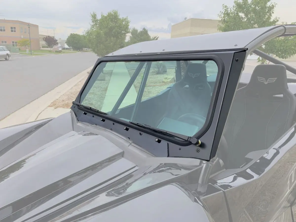 Wildcat Xx Vented Glass Windshield With Wipers By Utvzilla 1