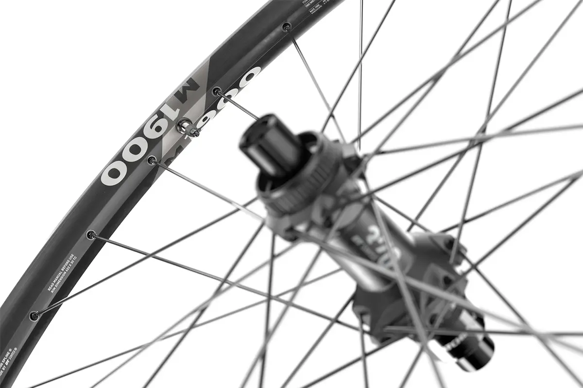 Dt Swiss M 1900 Spline Rear Wheel 4
