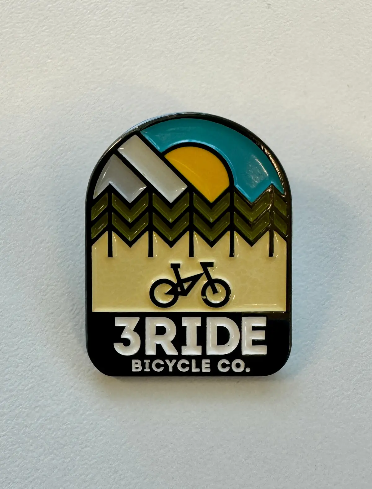 3Ride Logo Pins 1