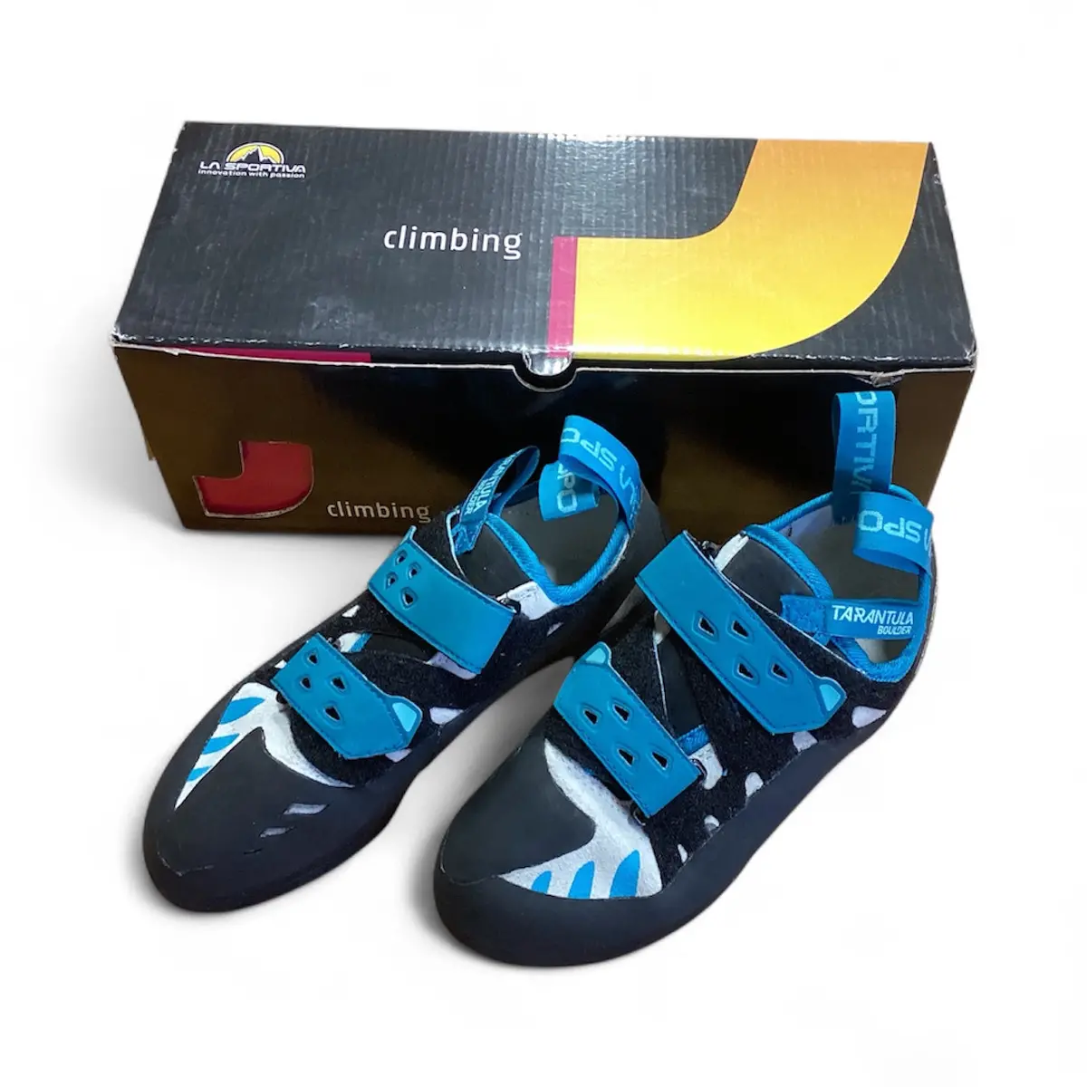 La Sportiva Tarantula Boulder - Women's Size 38 - Scratch & Dent 1