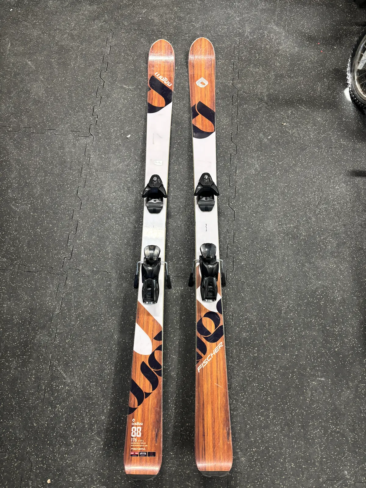 Fischer Watea 88 All Mountain Skis, 176Cm, Older Atomic Ffg Bindings, See Notes 1