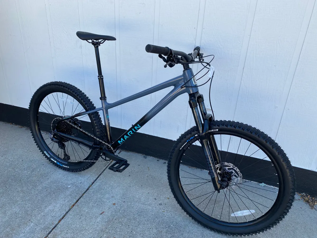 Marin San Quentin 2 Hardtail Mountain Bike, Black/Gray 1