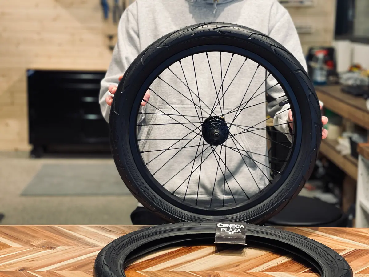 Service Booking - Flat Tire Repair 1