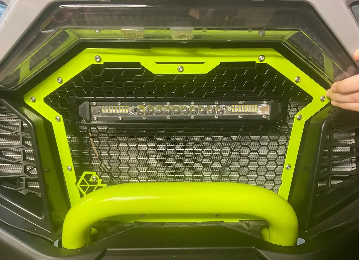 Pro Xp | R Grill With Lightbar By L&W Fab 1