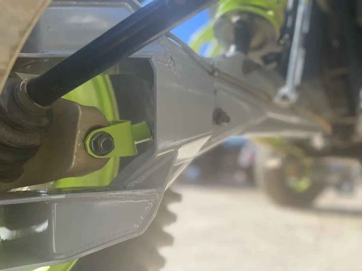 L&W Pro R Trailing Arms 9