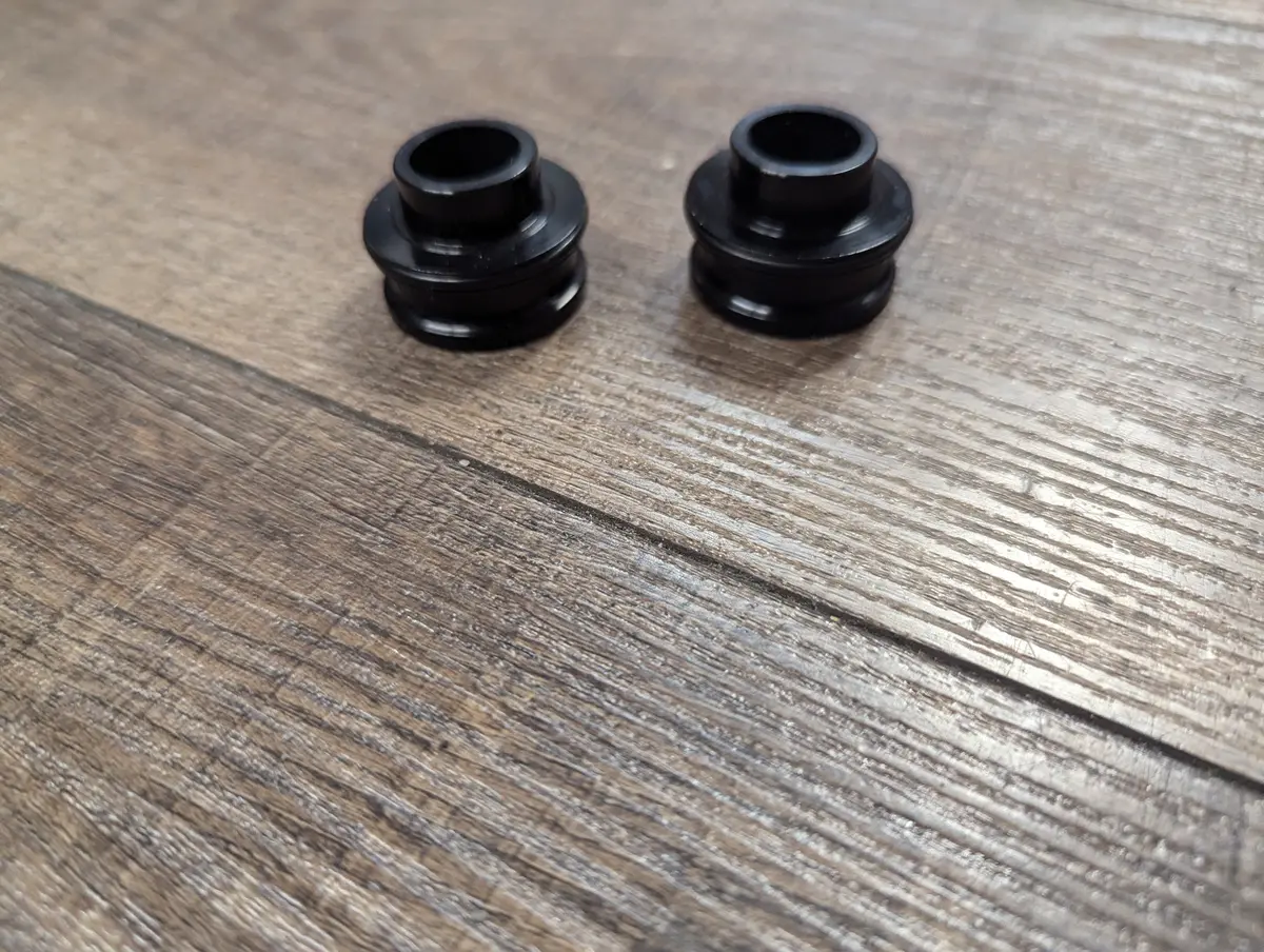 Industry Nine 6-Bolt Torch Front Axle End Cap Conversion Kit: Torque Cap 15Mm X110mm 1