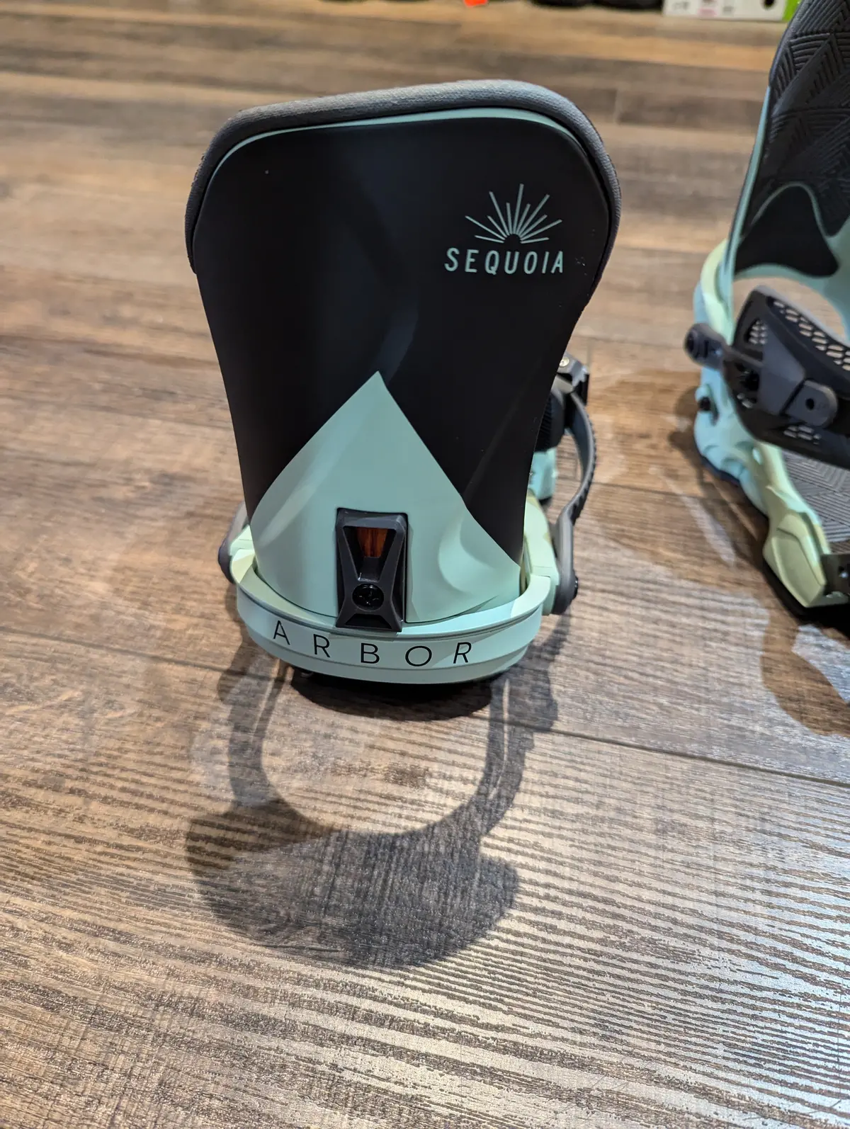 Arbor Sequoia Snowboard Bindings, Women S/M, Mint 2