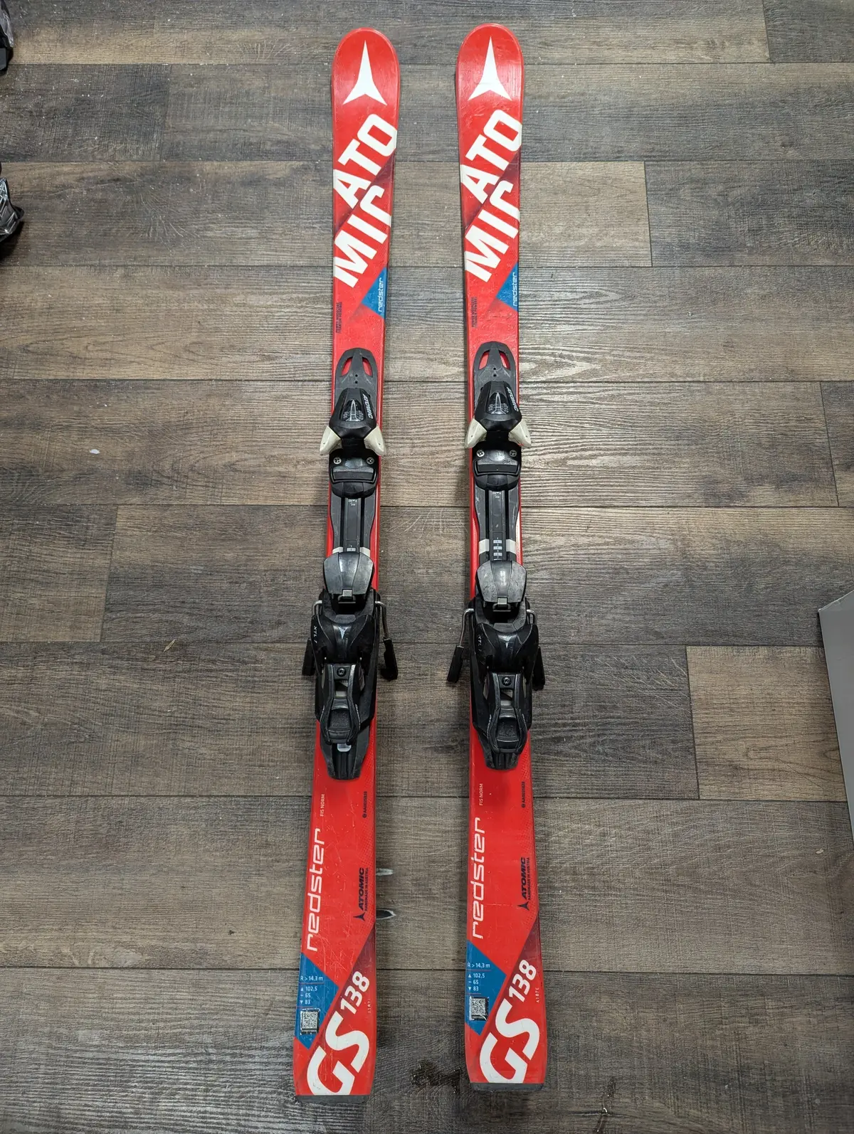Atomic Redster Gs Skis, 138Cm, With Atomic Xtl 7.5 Bindings, See Notes 1