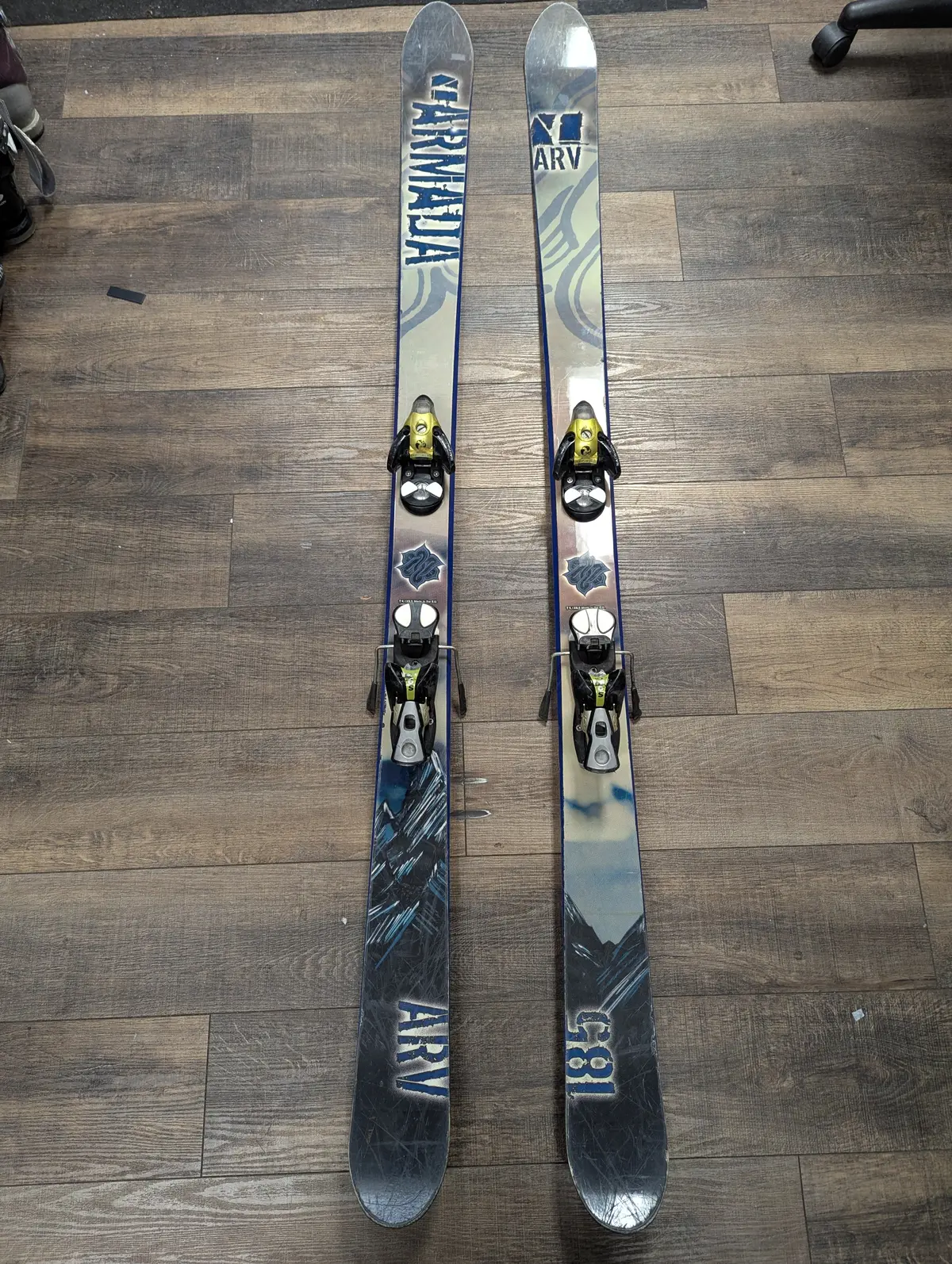 Armada Arv All Mountain Skis Twin Tip Skis, 185Cm, Older Salomon Bindings See Notes 1