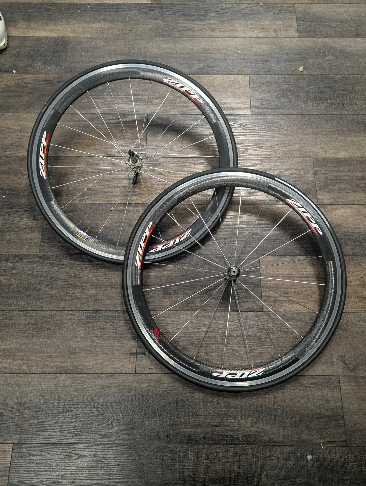 Zipp 303 Aero Carbon Road Bike Wheelset, Qr, 700C, Missing Freehub 1
