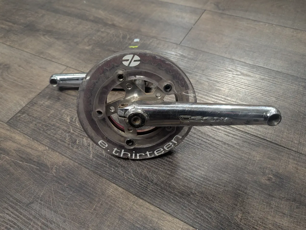 Kona 3 Piece Bmx Style Crankset, Chrome, 175Mm 1