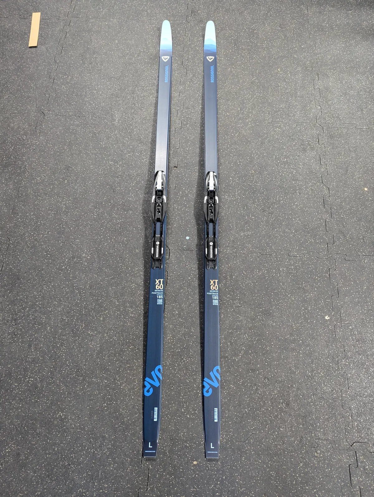 Rossignol Evo Xt 60 Cross Country Skis, Waxless, Nnn, 185Cm, Rtl $289 1