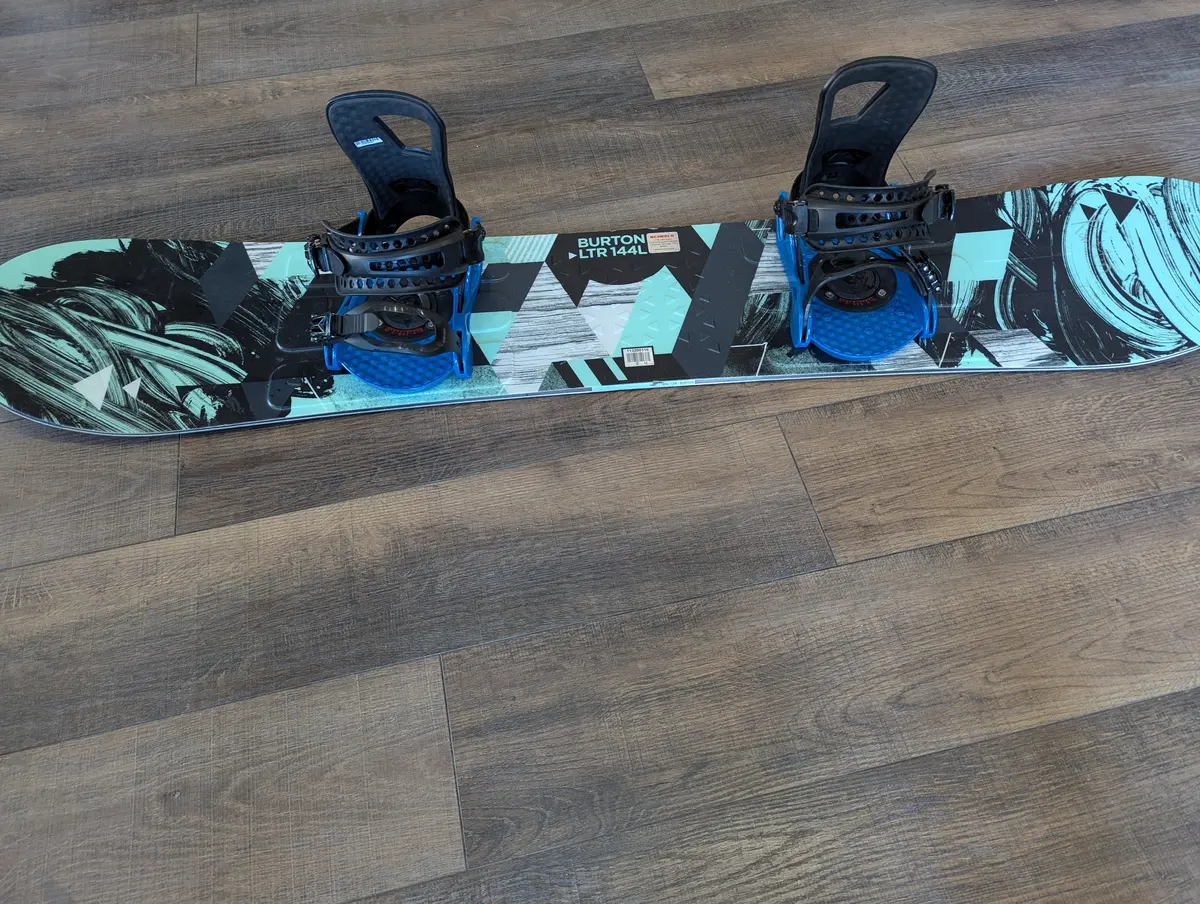 Burton Ltr Snowboard W/ Bindings, 144Cm 2