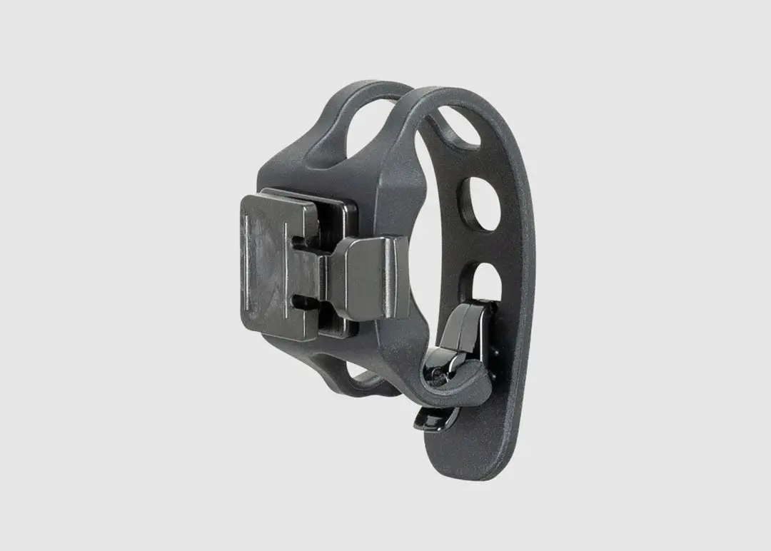 Quick Connect Front Light Bracket 1