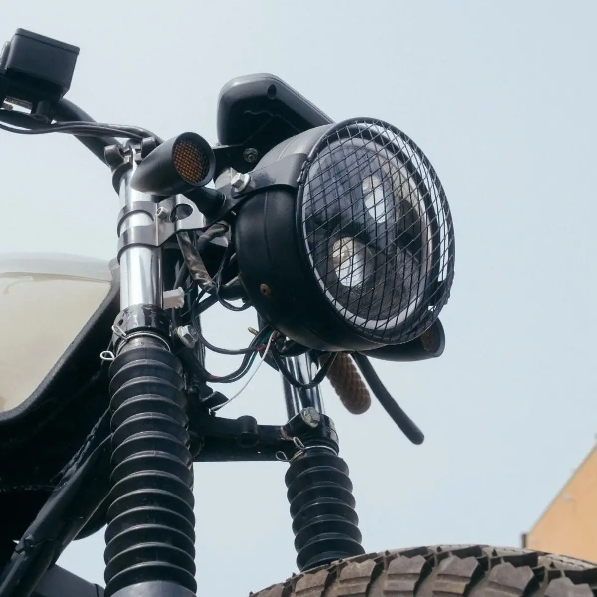 Beachman Headlight Grill 1
