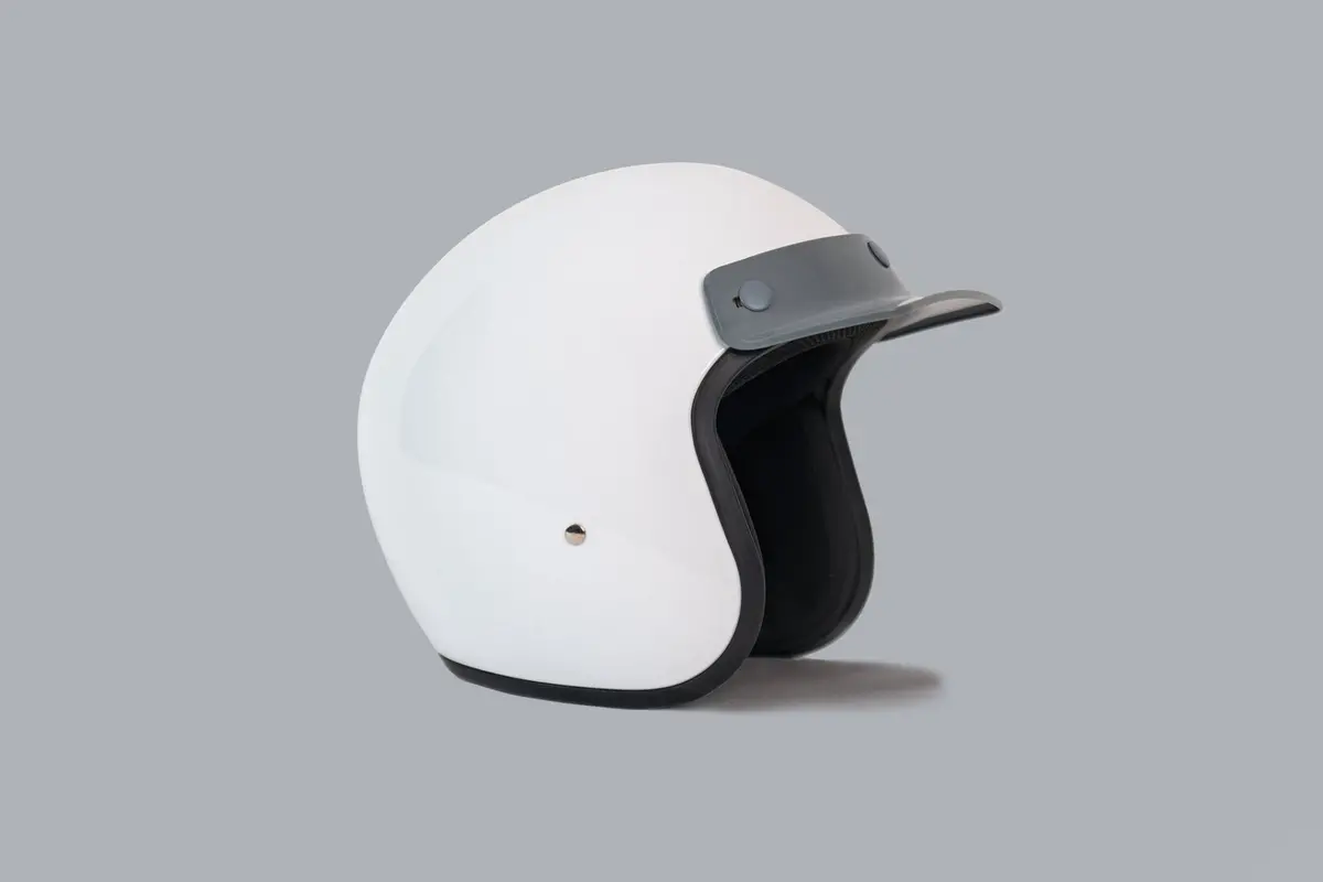 Daytona Cruiser Helmet + Helmet Peak 1