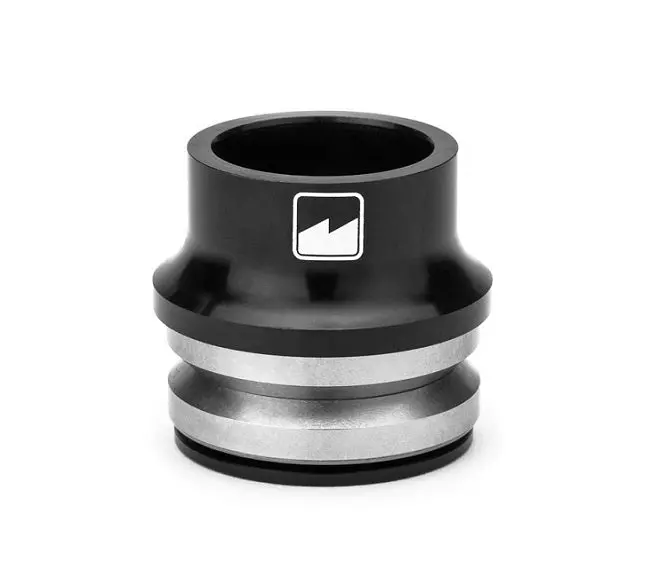 Merritt High Top Integrated Headset 1