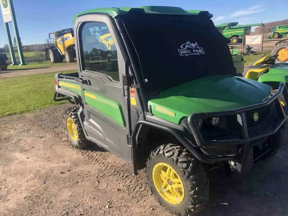 Padded Windshield Cover For John Deere Gator 835 By Pro Fab Outdoors 1