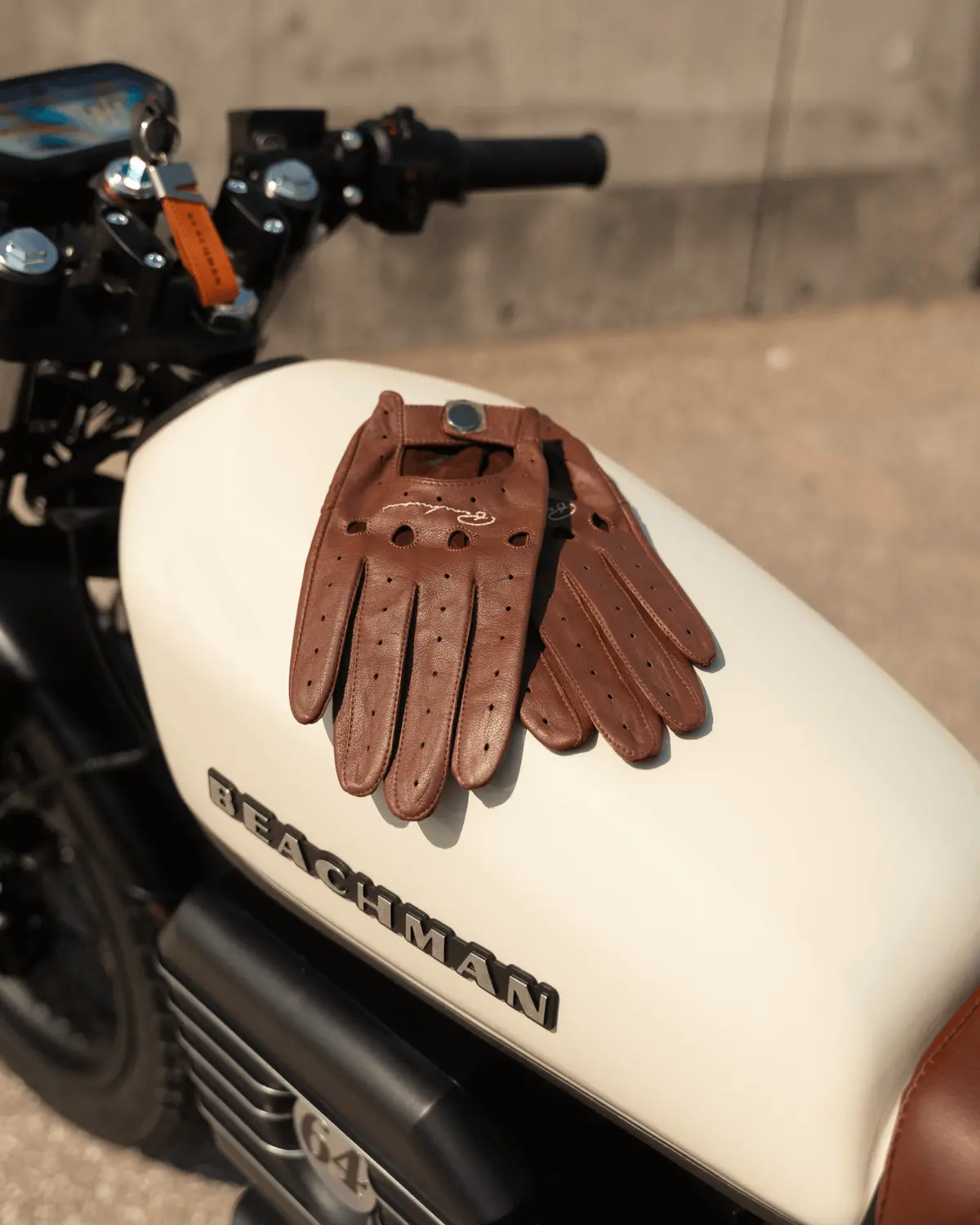 Leather Riding Gloves 1