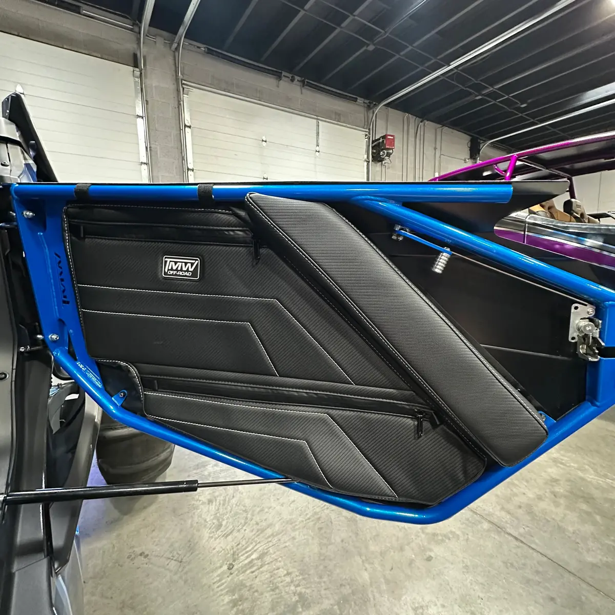 Tmw Maverick R Door Bags 1